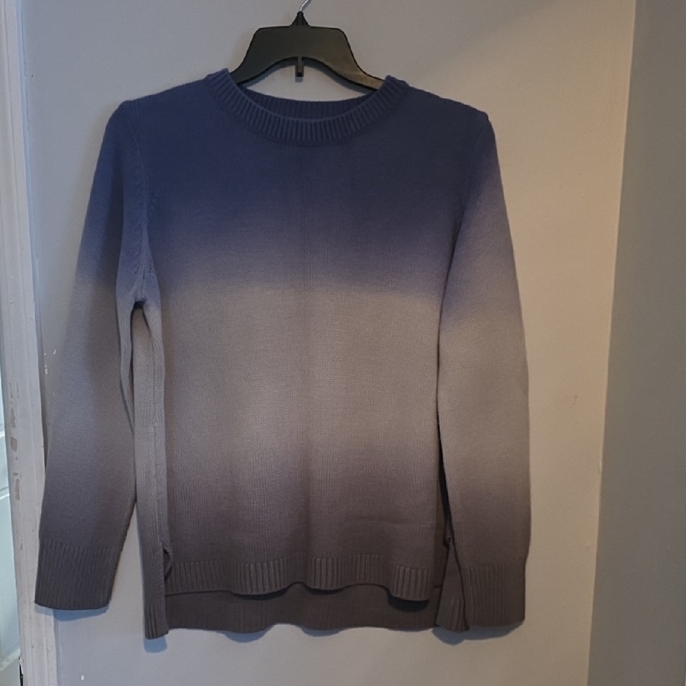 Simply Vera Vera Wang Ombre Blue and Gray Sweater Sz XL
